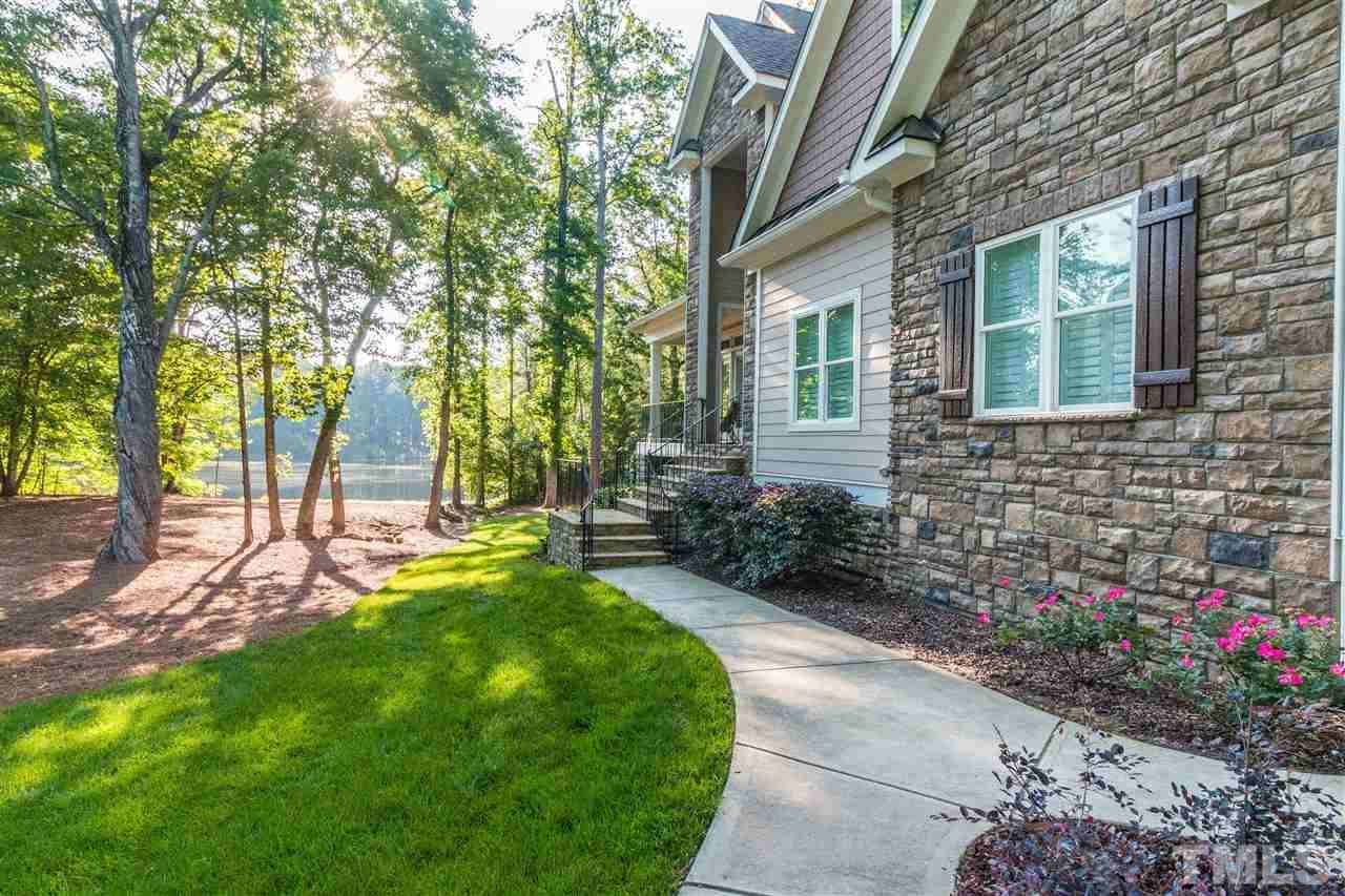 221 Bayleaf Drive Raleigh, NC 27615 - Photo 4 of 25 Gallery Image 4