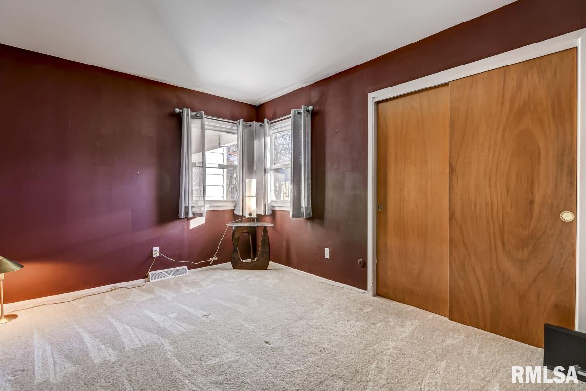 1712 West Governor Street Springfield, IL 62704 - Photo 15 of 39 Gallery Image 15