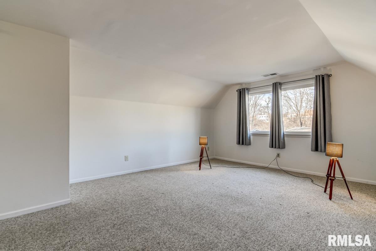 1712 West Governor Street Springfield, IL 62704 - Photo 22 of 39 Gallery Image 22