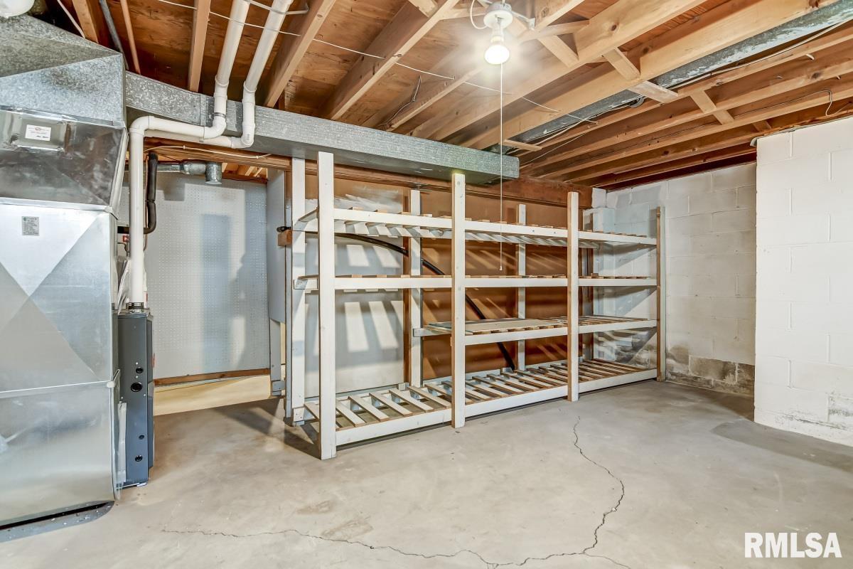 1712 West Governor Street Springfield, IL 62704 - Photo 33 of 39 Gallery Image 33
