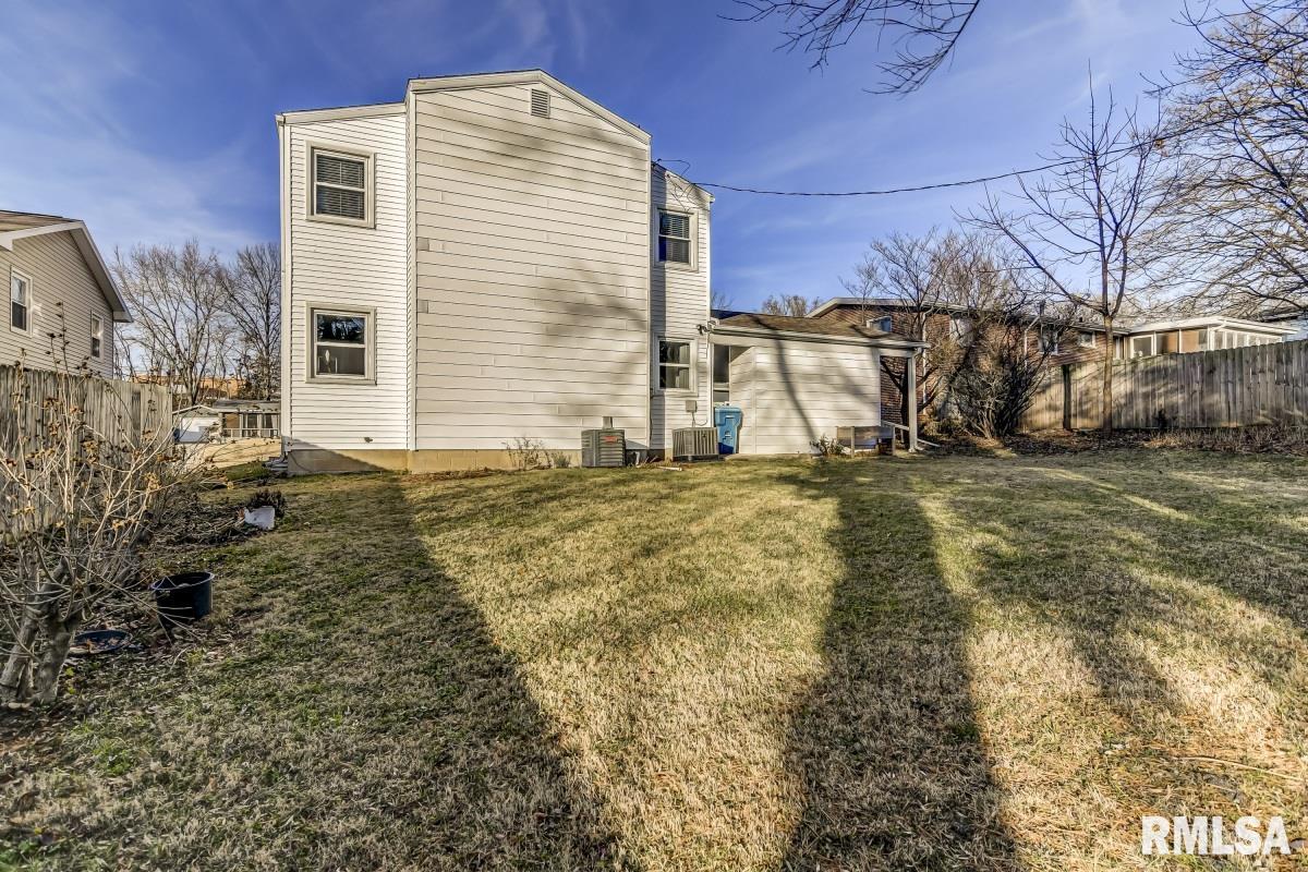 1712 West Governor Street Springfield, IL 62704 - Photo 35 of 39 Gallery Image 35