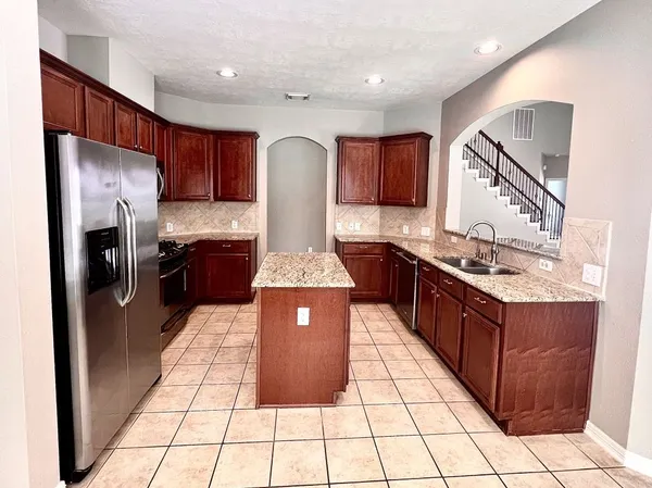 $3,250 | 5110 Shadow Breeze Lane, Katy, TX 77494