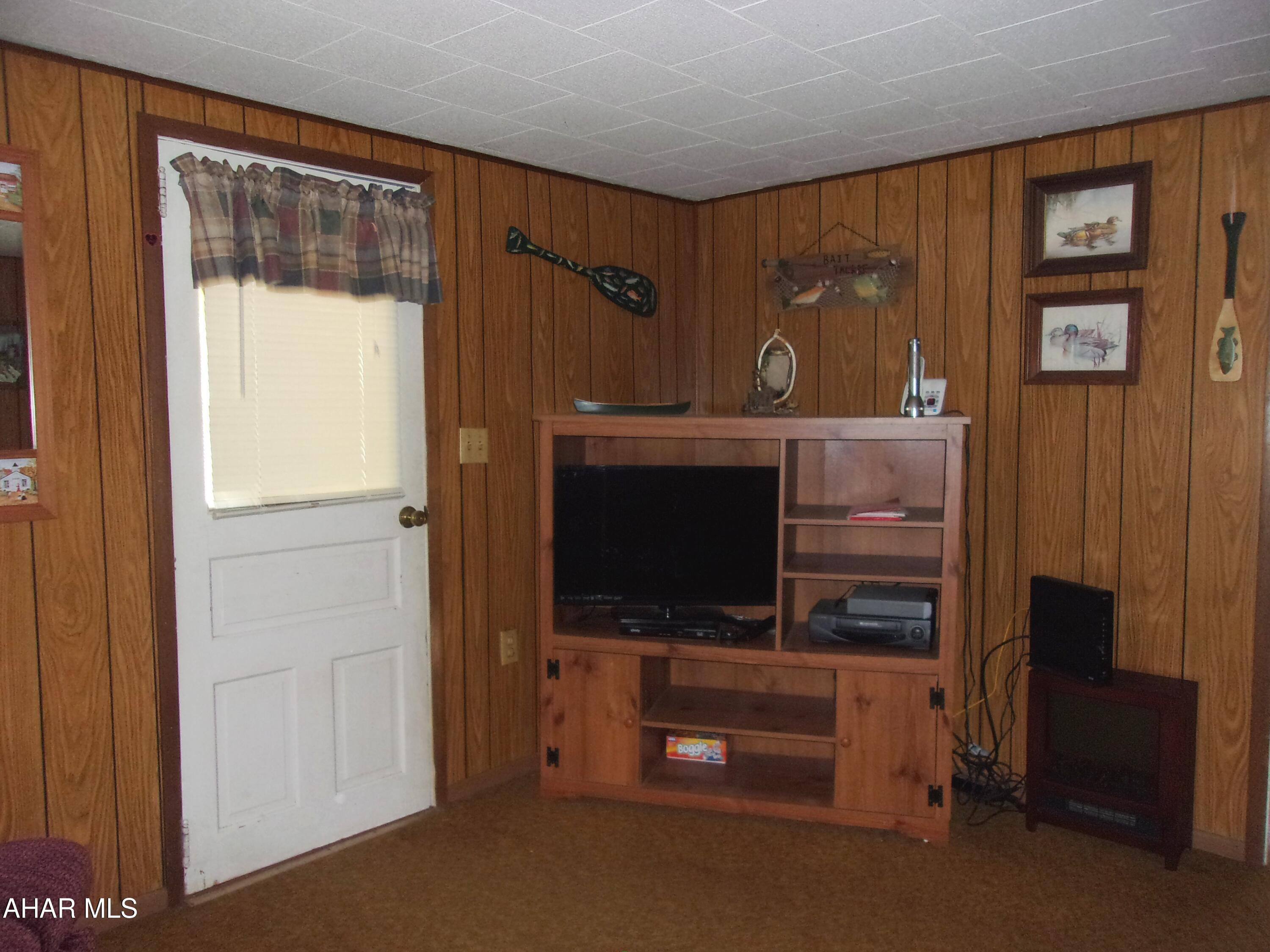 310 Locust Beach Road Everett, PA 15537 - Photo 17 of 35