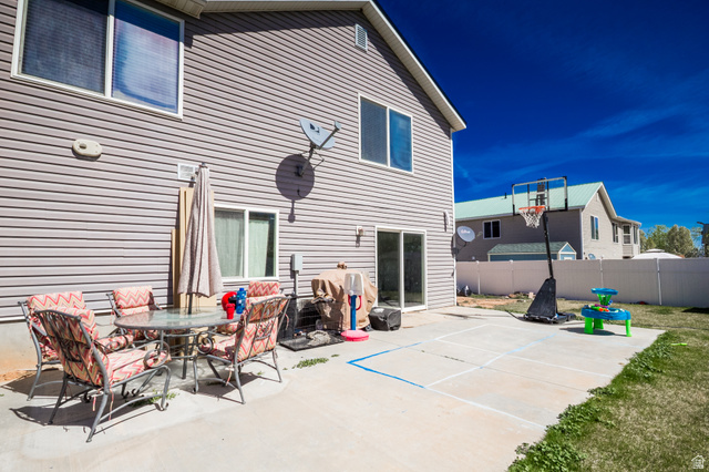 2933 Borah Vernal, UT 84078 - Photo 31 of 34