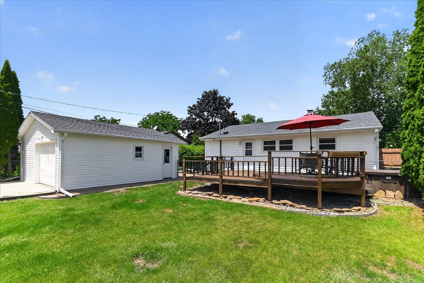 4521 Jade Lane Madison, WI 53714 - Photo 44 of 45