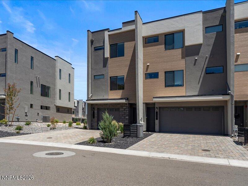 156 Rissone Lane Reno, NV 89503 - Photo 5 of 72 04-156 Rissone Ln-365-73-118
