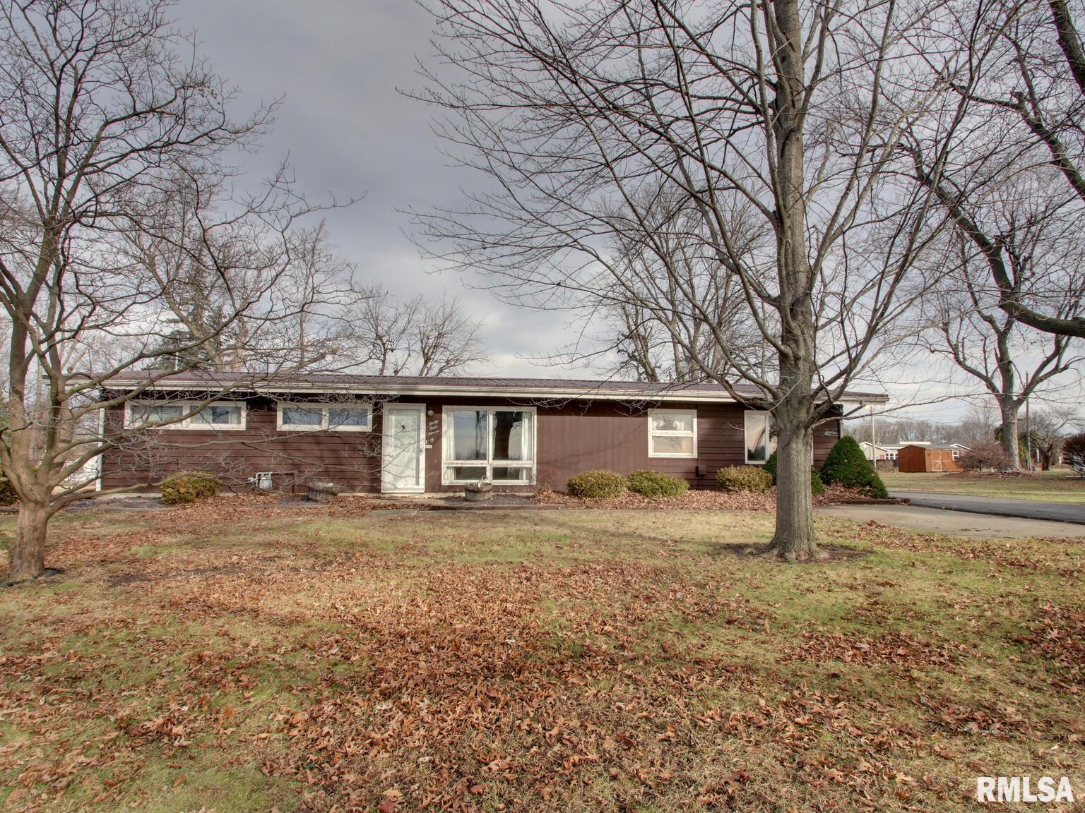 3411 Payson Road Quincy, IL 62305 - Photo 1 of 28
