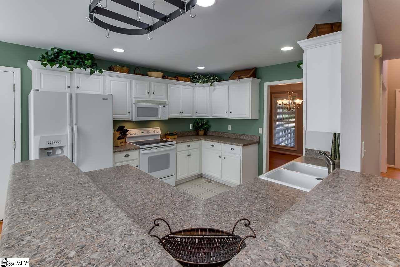 101 Lyndhurst Drive Anderson, SC 29621 - Photo 10 of 33 Gallery Image 10