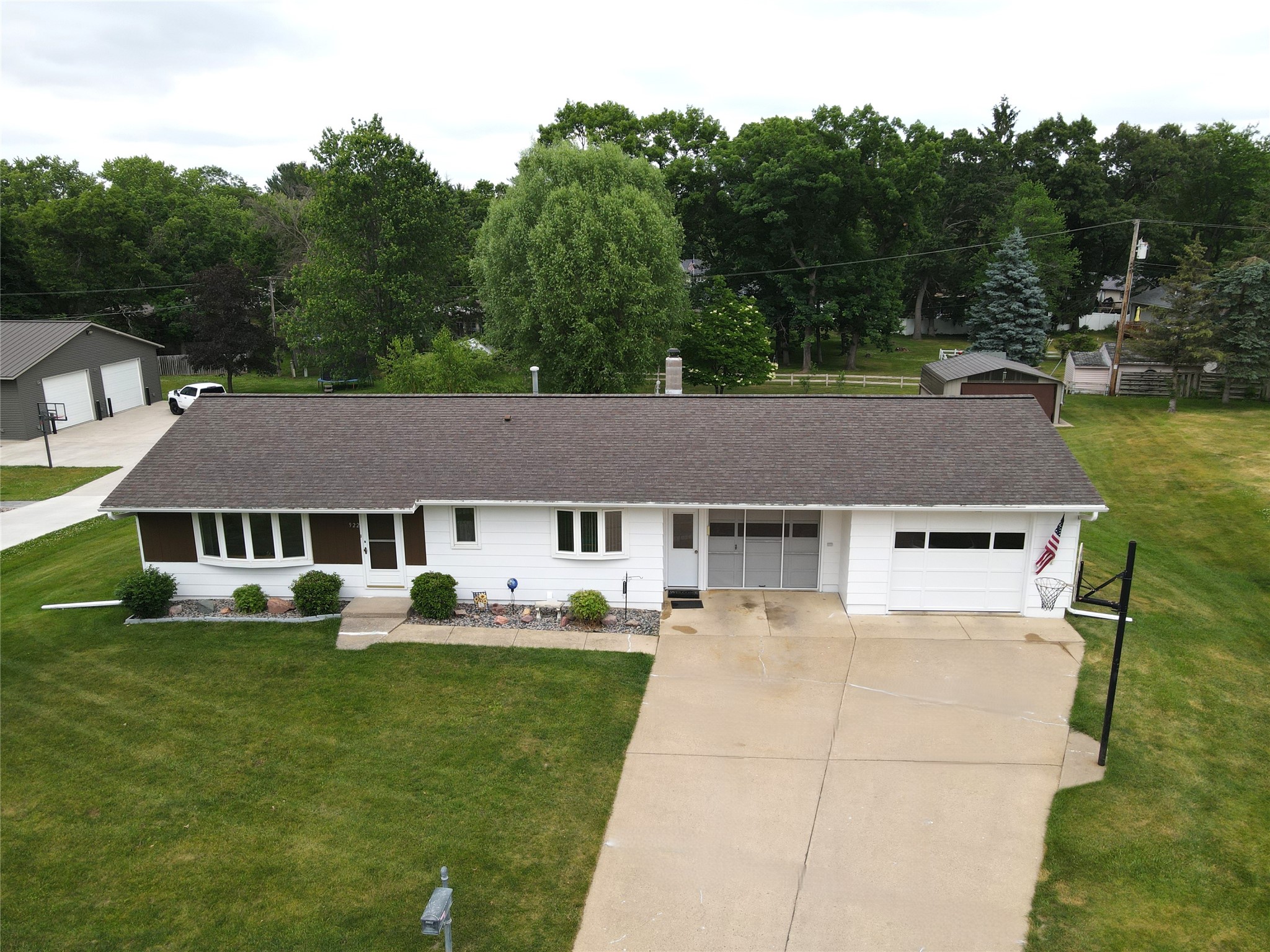 922 Auth Street Durand, WI 54736 - Photo 7 of 40