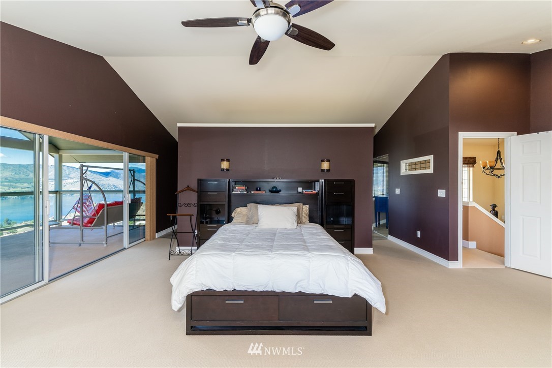 120 Pinnacle Place Chelan, WA 98816 - Photo 12 of 25
