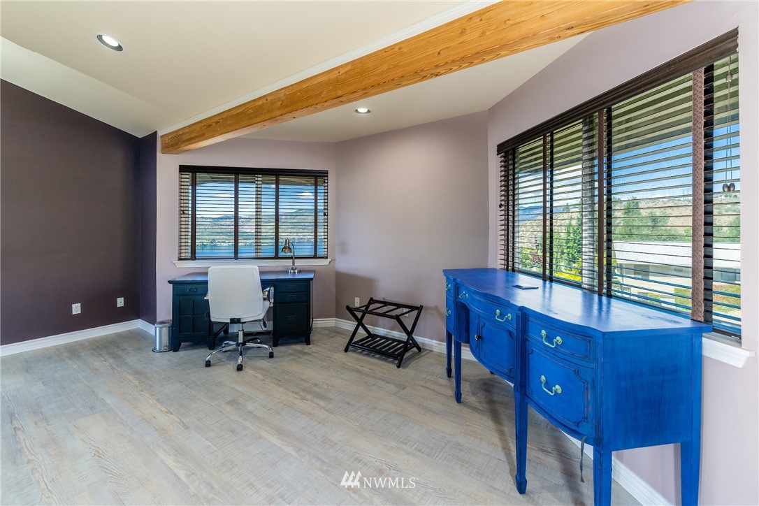 120 Pinnacle Place Chelan, WA 98816 - Photo 13 of 25