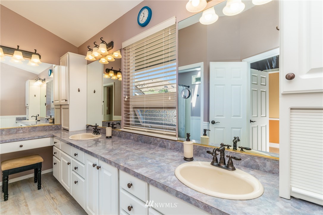 120 Pinnacle Place Chelan, WA 98816 - Photo 14 of 25