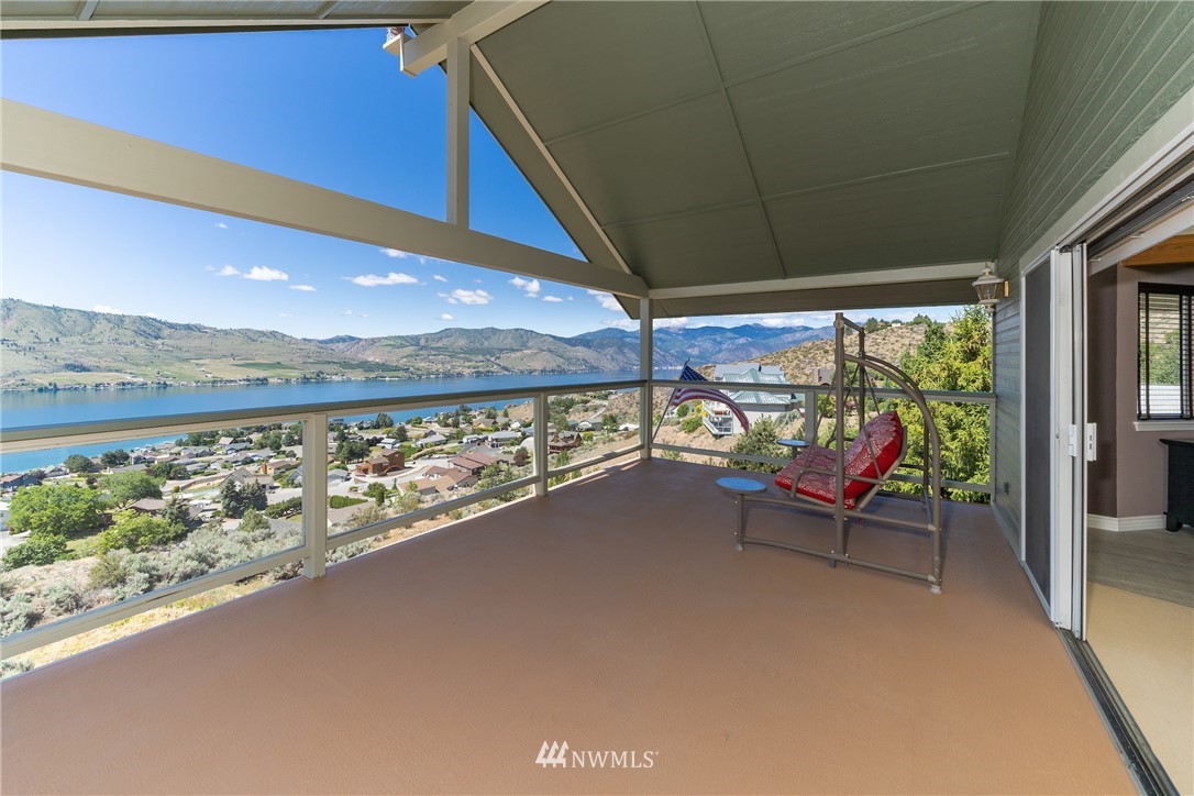 120 Pinnacle Place Chelan, WA 98816 - Photo 15 of 25
