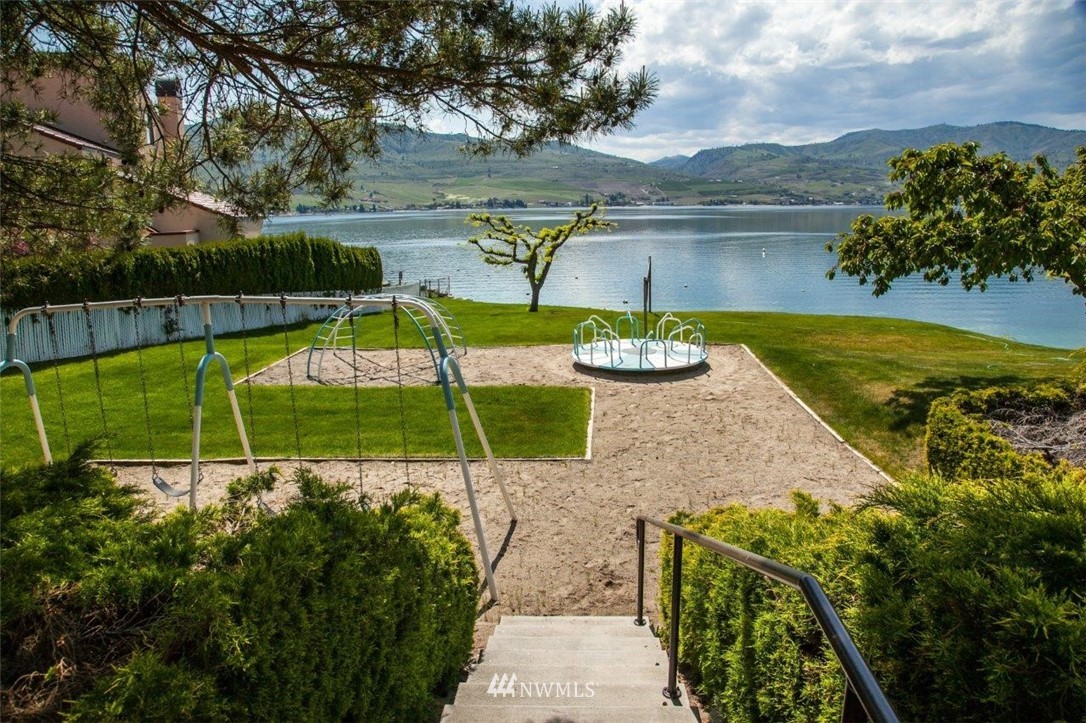 120 Pinnacle Place Chelan, WA 98816 - Photo 23 of 25