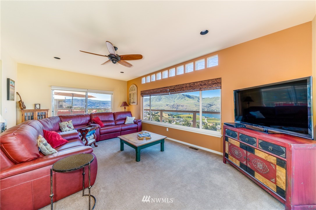 120 Pinnacle Place Chelan, WA 98816 - Photo 10 of 25