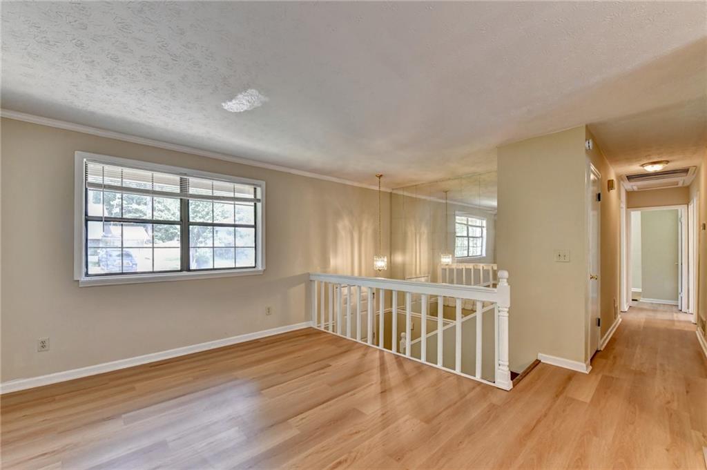 2484 Rhoanoke Drive Duluth, GA 30096 - Photo 5 of 43