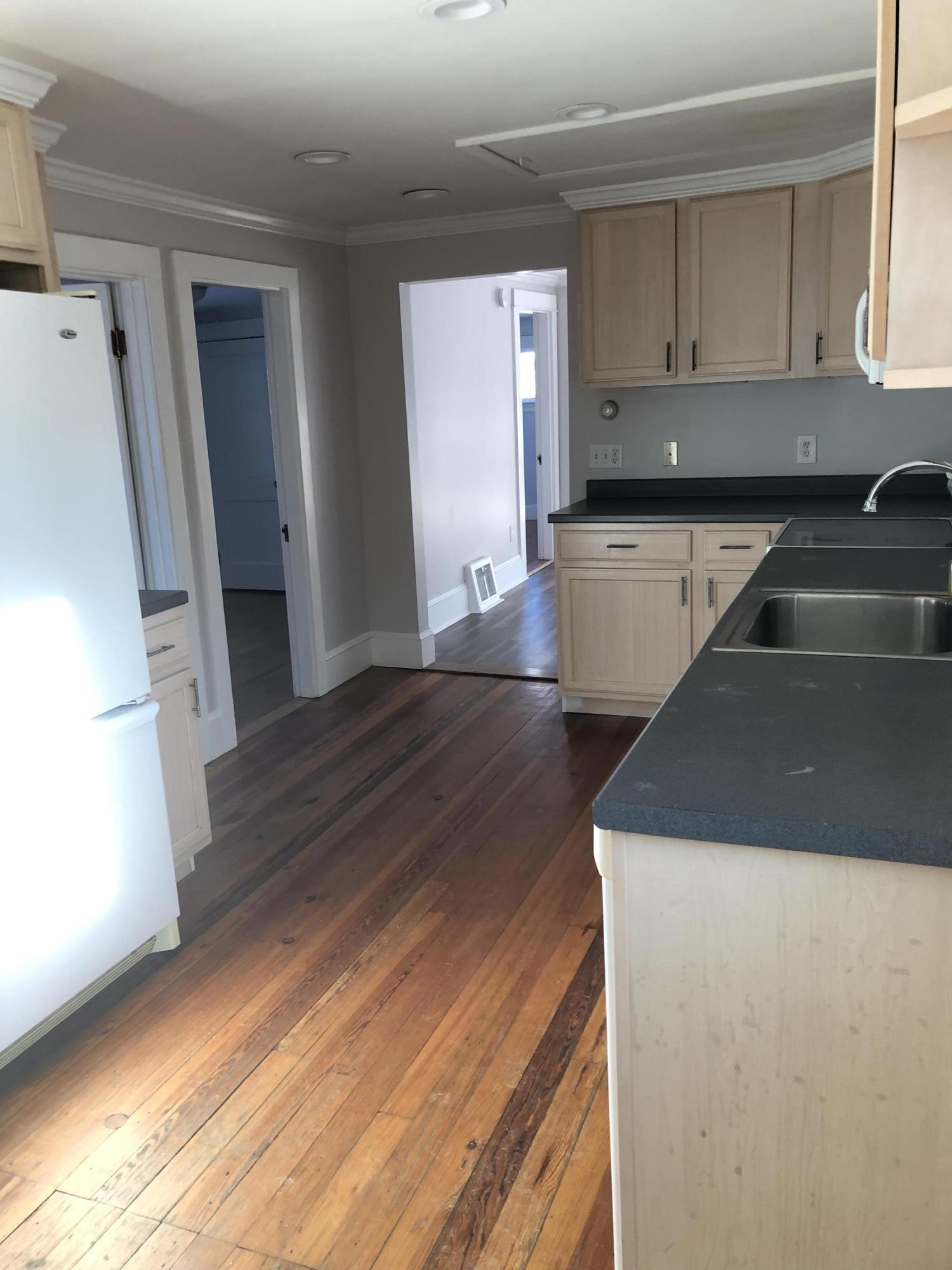 292 Park Road Westbrook, ME 04092 - Photo 8 of 26 845F6746-2355-4FE7-BC36-022D833D4724
