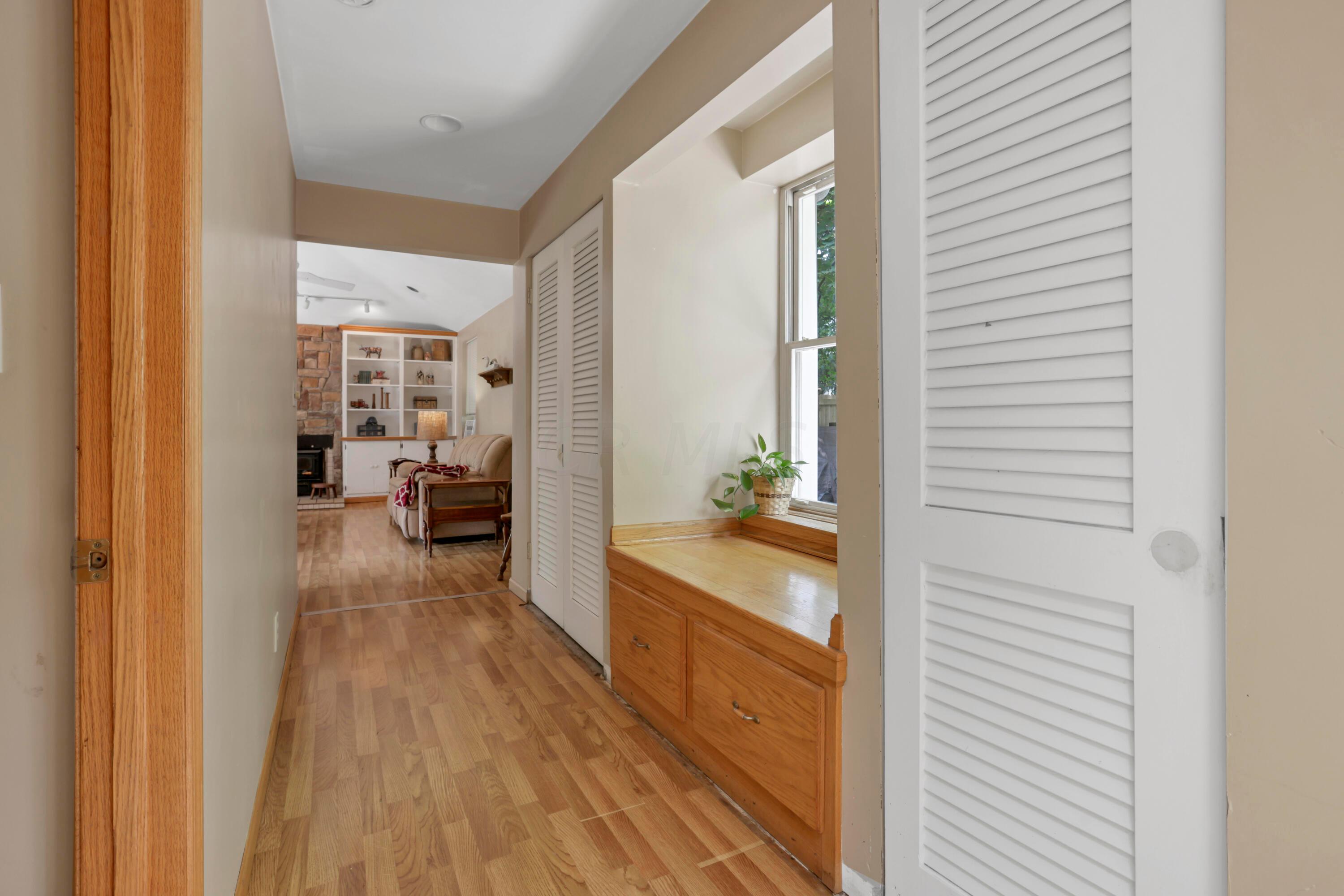 2751 Clifton Road Columbus, OH 43221 - Photo 29 of 62 Hall between Kitchen & Living room