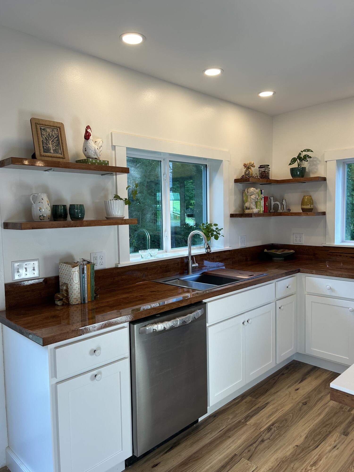 130 Wilton Road Farmington, ME 04938 - Photo 6 of 31 K Sink Side