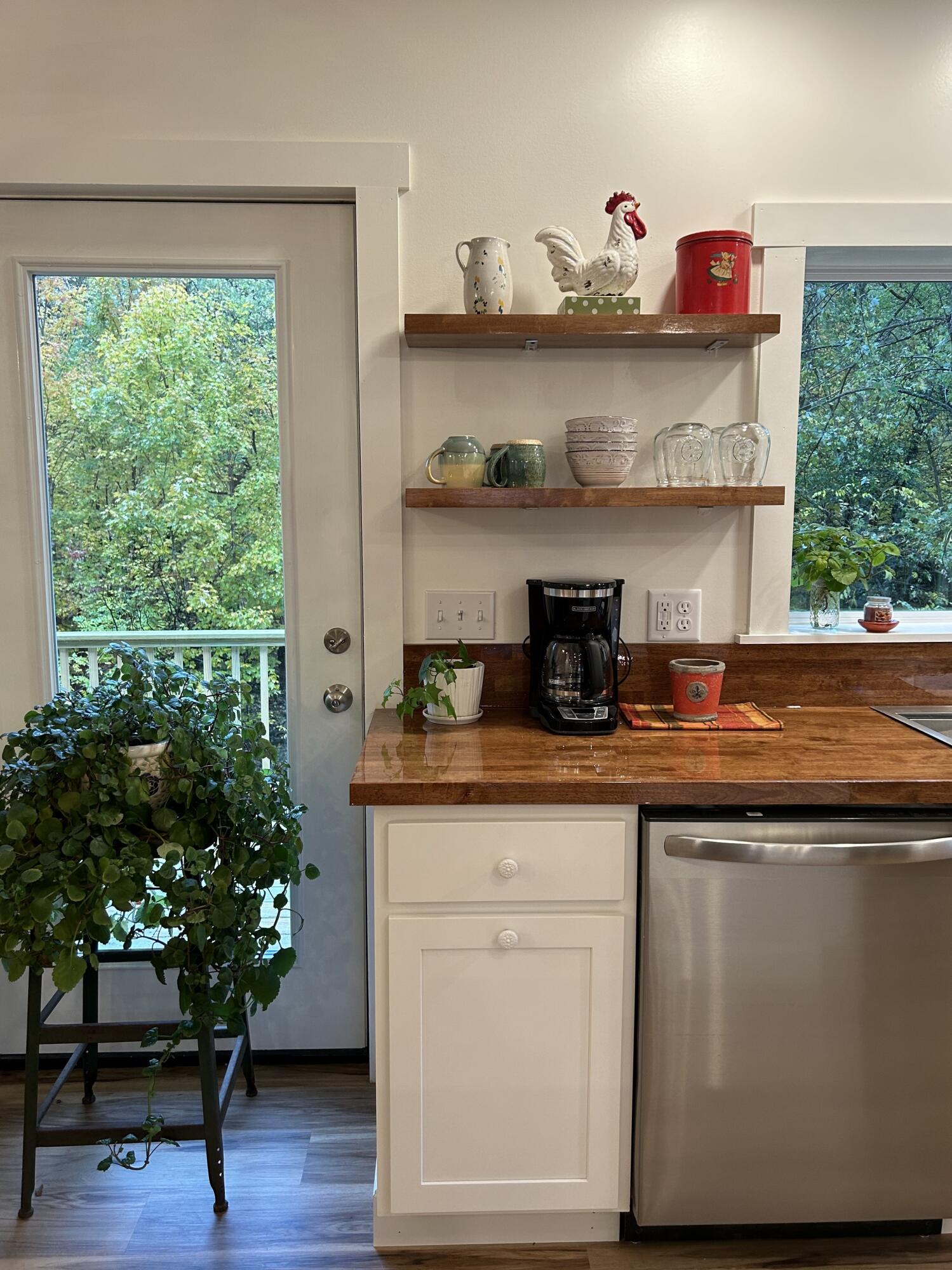 130 Wilton Road Farmington, ME 04938 - Photo 8 of 31 Dishwasher Cups