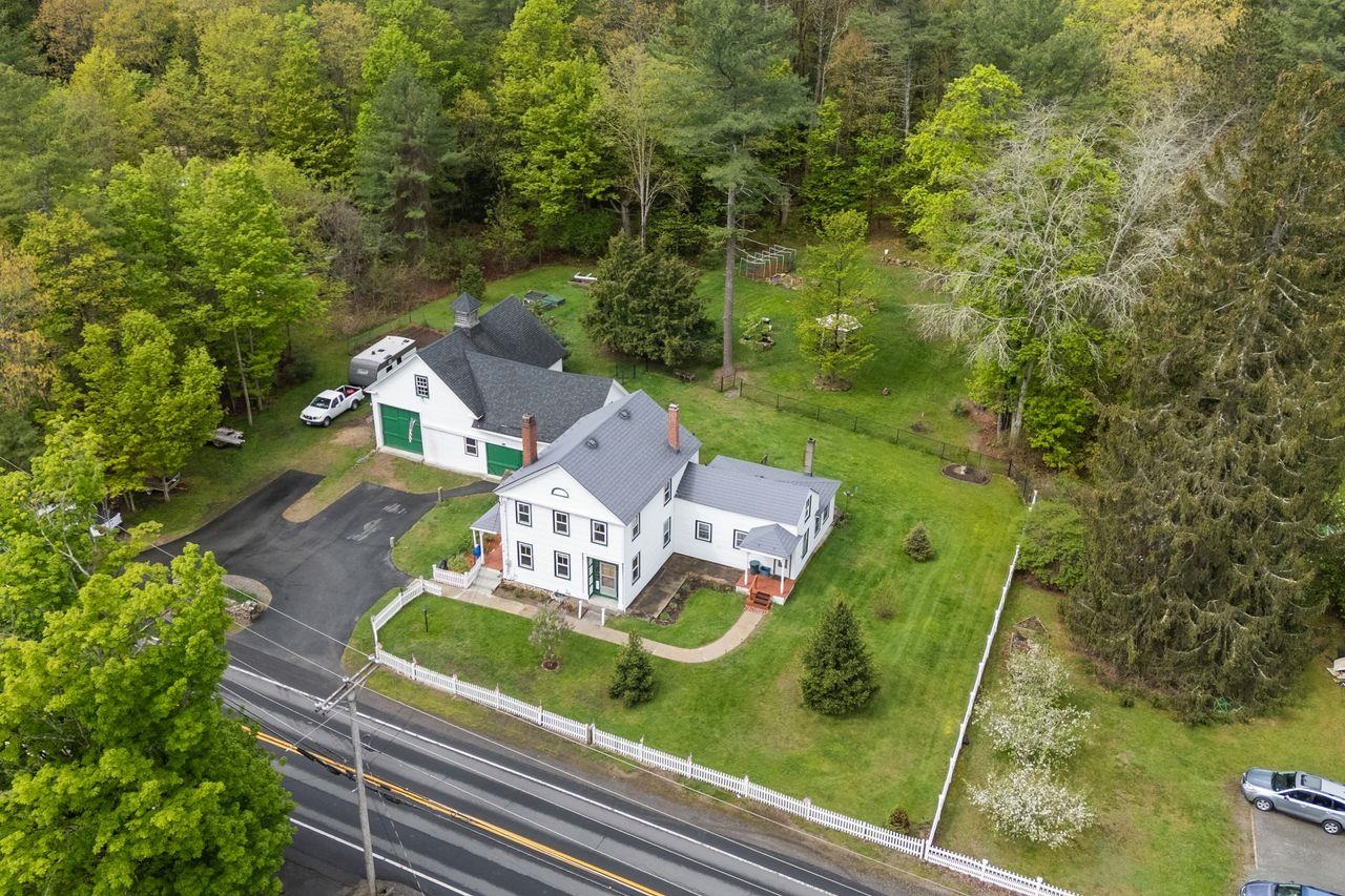 6 Mammoth Road Windham, NH 03087 - Photo 6 of 40 Gallery Image 6
