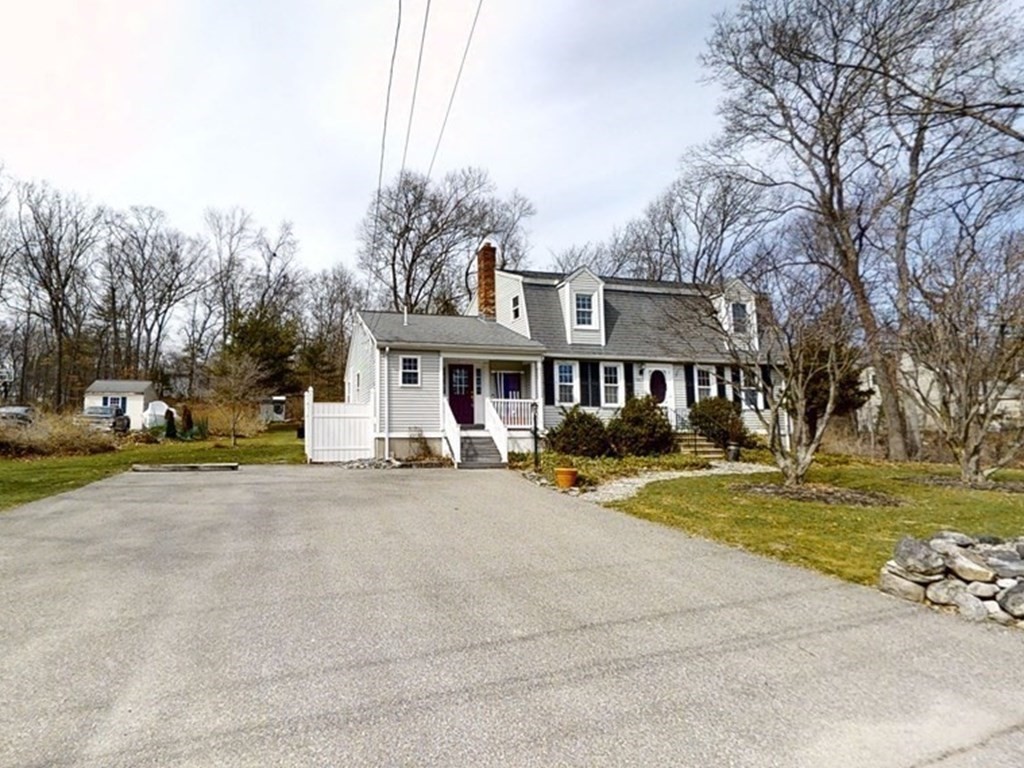 181 Chapman Road Tewksbury, MA 01876 - Photo 2 of 34 Gallery Image 2