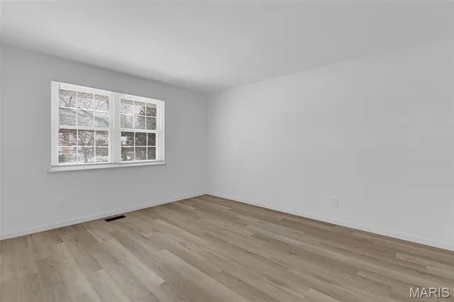 $349,900 | 504 Thornlea Court, Ballwin, MO 63011