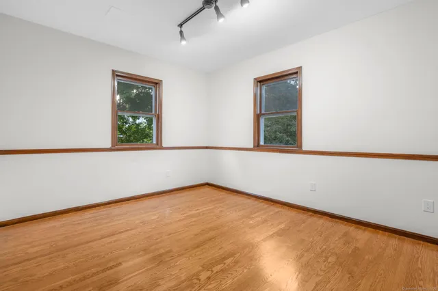 $2,200 | 32 Oak Avenue, Unit A, Shelton, CT 06484