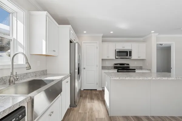 $521,400 | 169 Butternut Road, Hartford, VT 05001