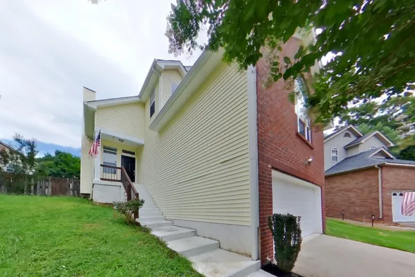 $2,249 | 5713 Briarwick Court, Hermitage, TN 37076