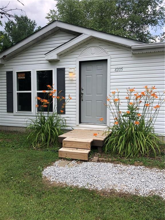 4205 Williams Road Martinsville, IN 46151 - Photo 2 of 22 Gallery Image 2