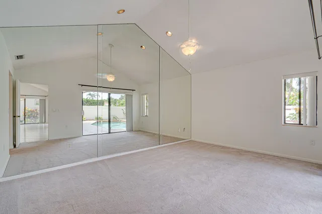 $4,500 | 223 East River Park Drive, Jupiter, FL 33477