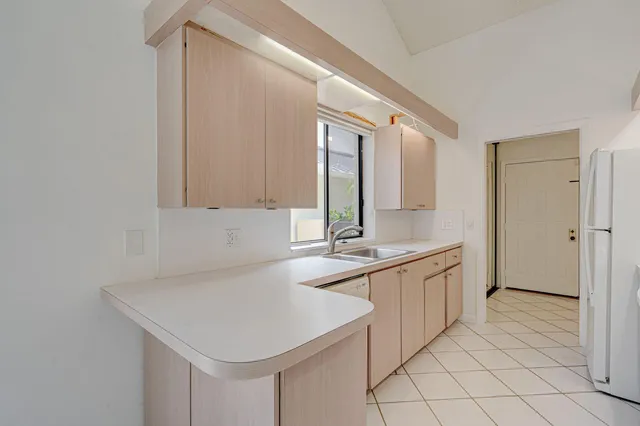 $4,500 | 223 East River Park Drive, Jupiter, FL 33477