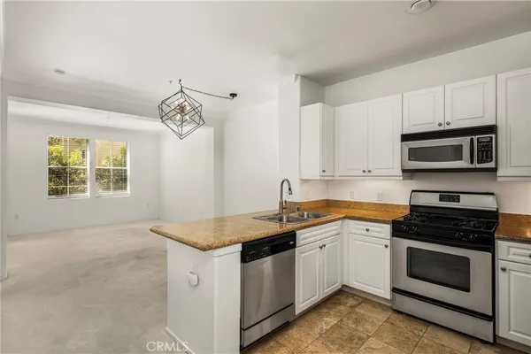 $675,000 | 3202 Watermarke Place, Irvine, CA 92612