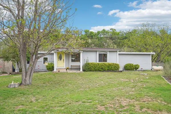 $330,000 | 222 Verde Creek Drive, Center Point, TX 78010