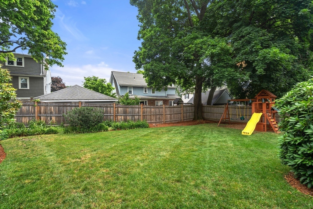 36 Richardson Road Belmont, MA 02478 - Photo 15 of 18