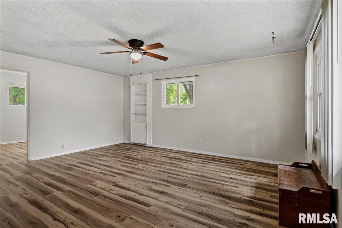 3332 Saxony Road Springfield, IL 62703 - Photo 2 of 21 Gallery Image 2