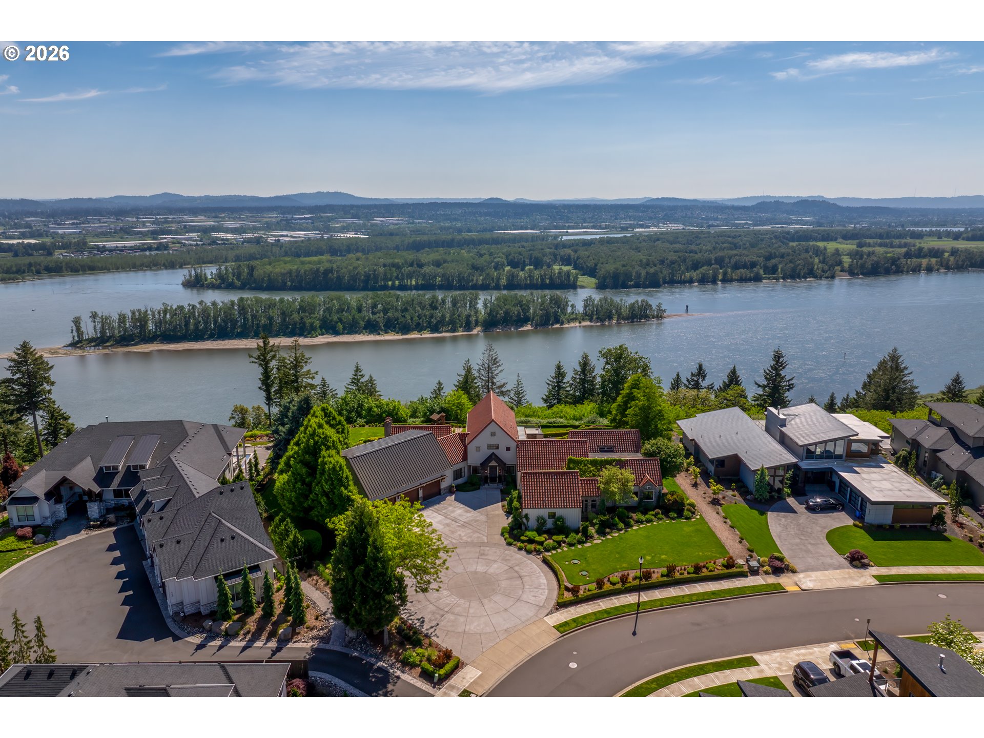 554 Northwest Dawson Ridge Drive Camas, WA 98607 - Photo 47 of 48 an aerial view of a house with outdoor space and lake view