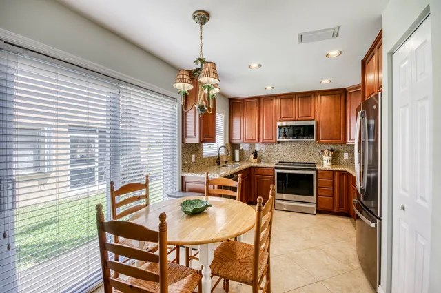 $6,000 | 2600 Neaton Court, Wellington, FL 33414