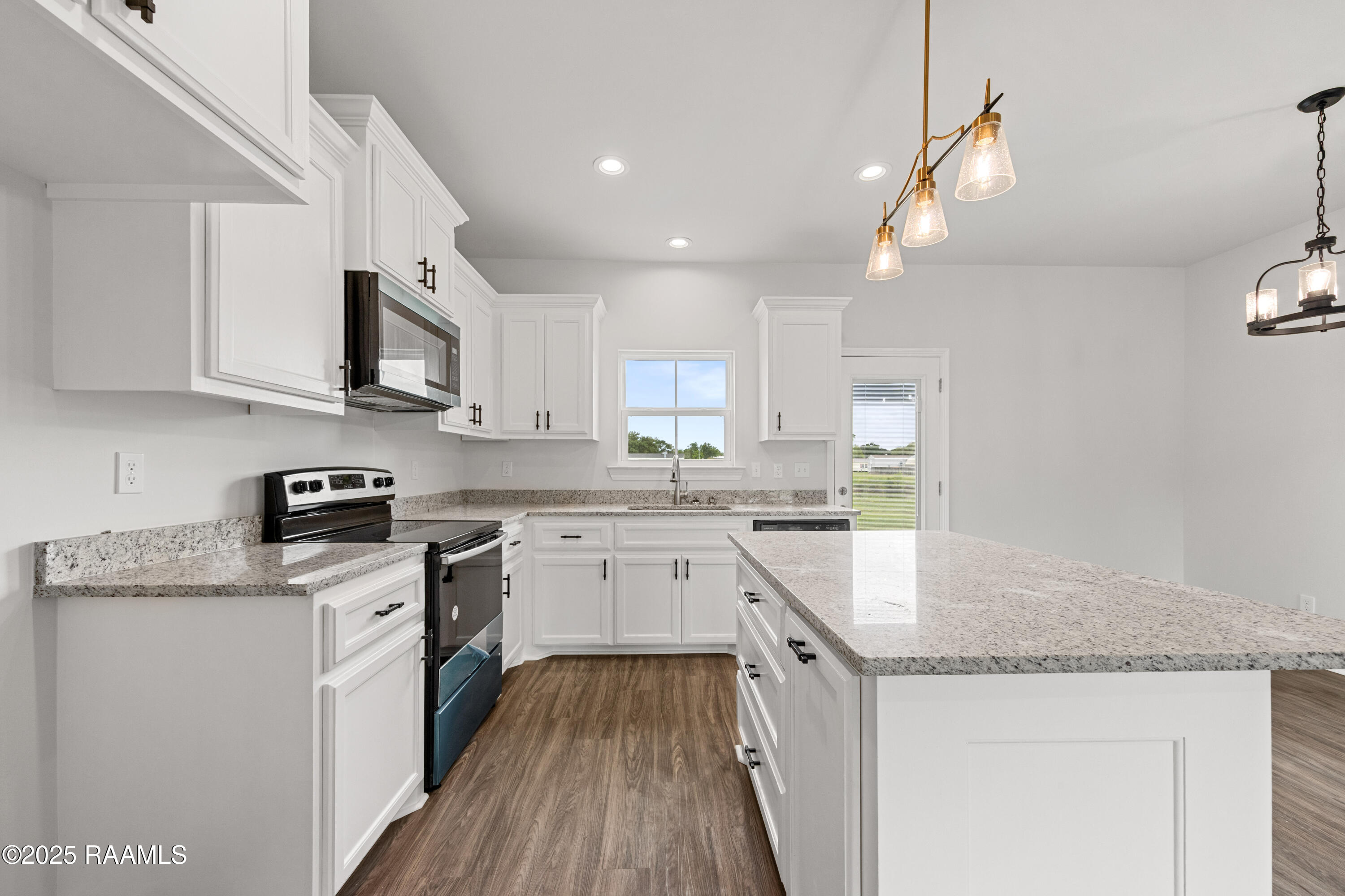 134 Grande Rue Church Point, LA 70525 - Photo 5 of 27 134GrandRue-28