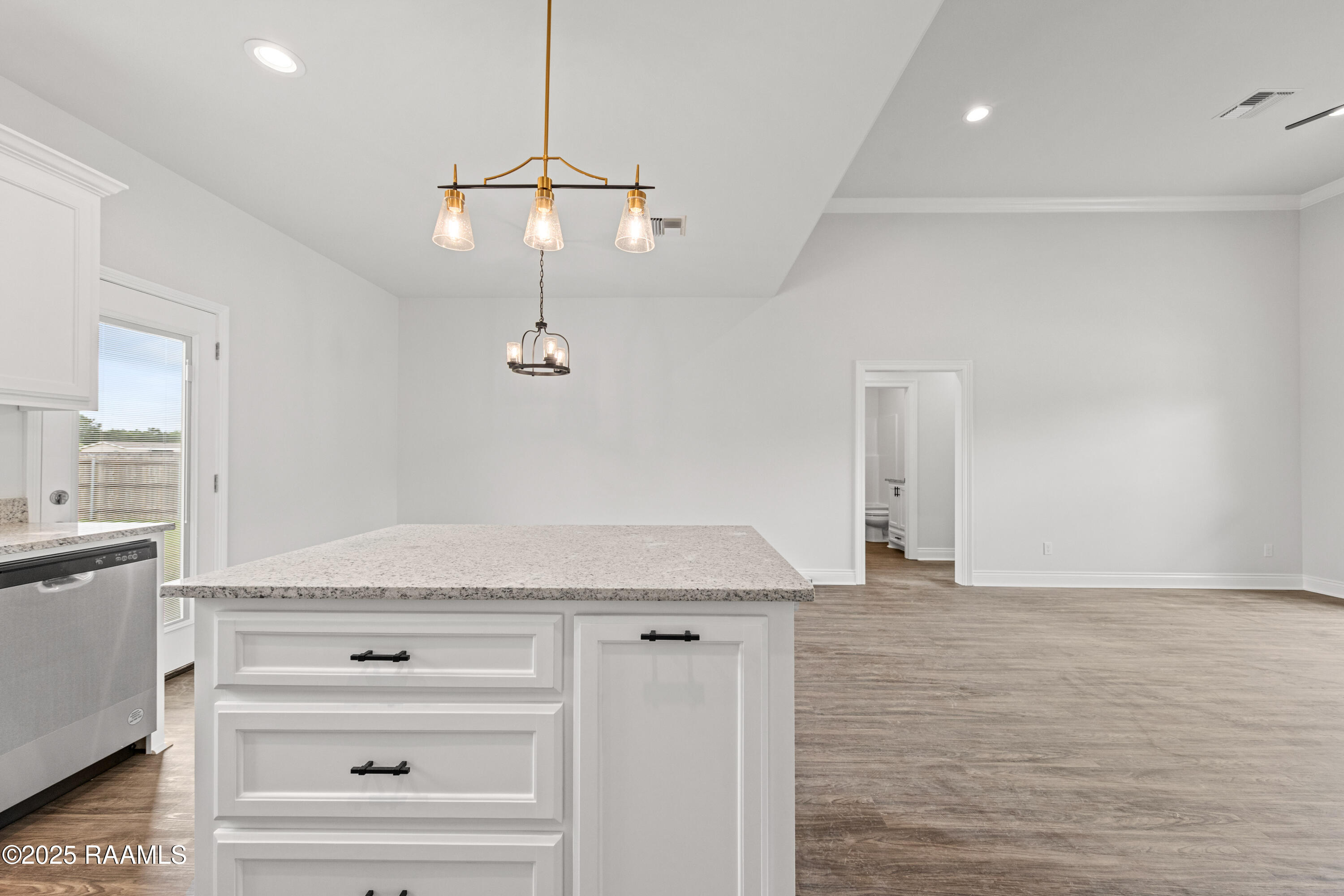 134 Grande Rue Church Point, LA 70525 - Photo 7 of 27 134GrandRue-34