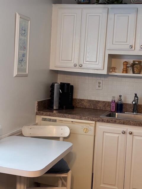 941 Flanders T Delray Beach, FL 33484 - Photo 6 of 11 IMG_8523