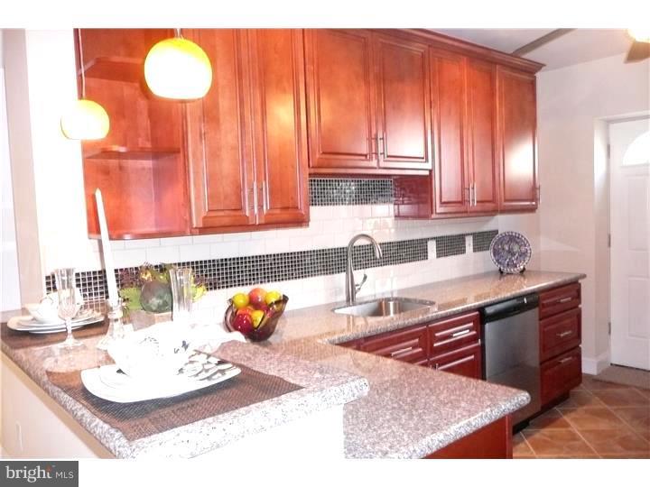 7237 Sommers Road Philadelphia, PA 19138 - Photo 6 of 24 Gallery Image 6