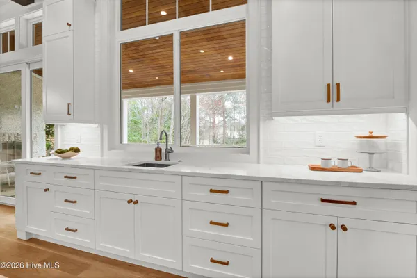$2,932,000 | 2225 South Live Oak Parkway, Wilmington, NC 28403