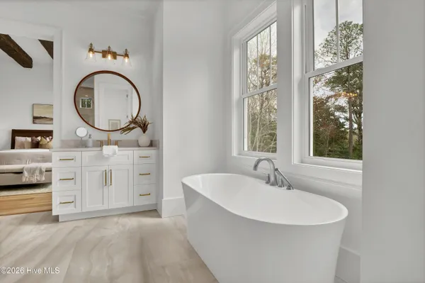 $2,932,000 | 2225 South Live Oak Parkway, Wilmington, NC 28403