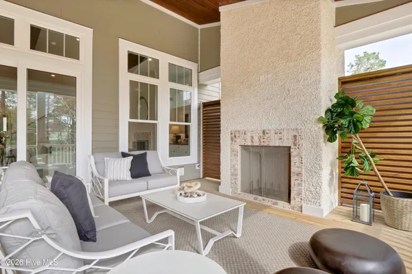 $2,932,000 | 2225 South Live Oak Parkway, Wilmington, NC 28403
