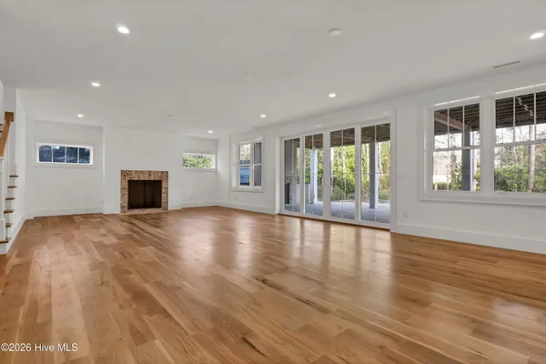 $2,932,000 | 2225 South Live Oak Parkway, Wilmington, NC 28403