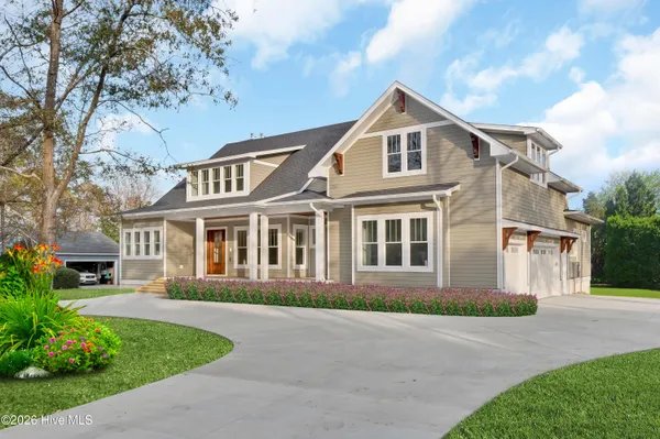 $2,932,000 | 2225 South Live Oak Parkway, Wilmington, NC 28403