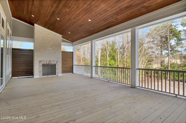 $2,932,000 | 2225 South Live Oak Parkway, Wilmington, NC 28403
