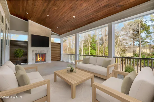 $2,932,000 | 2225 South Live Oak Parkway, Wilmington, NC 28403